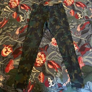 Nike Camo Leggings